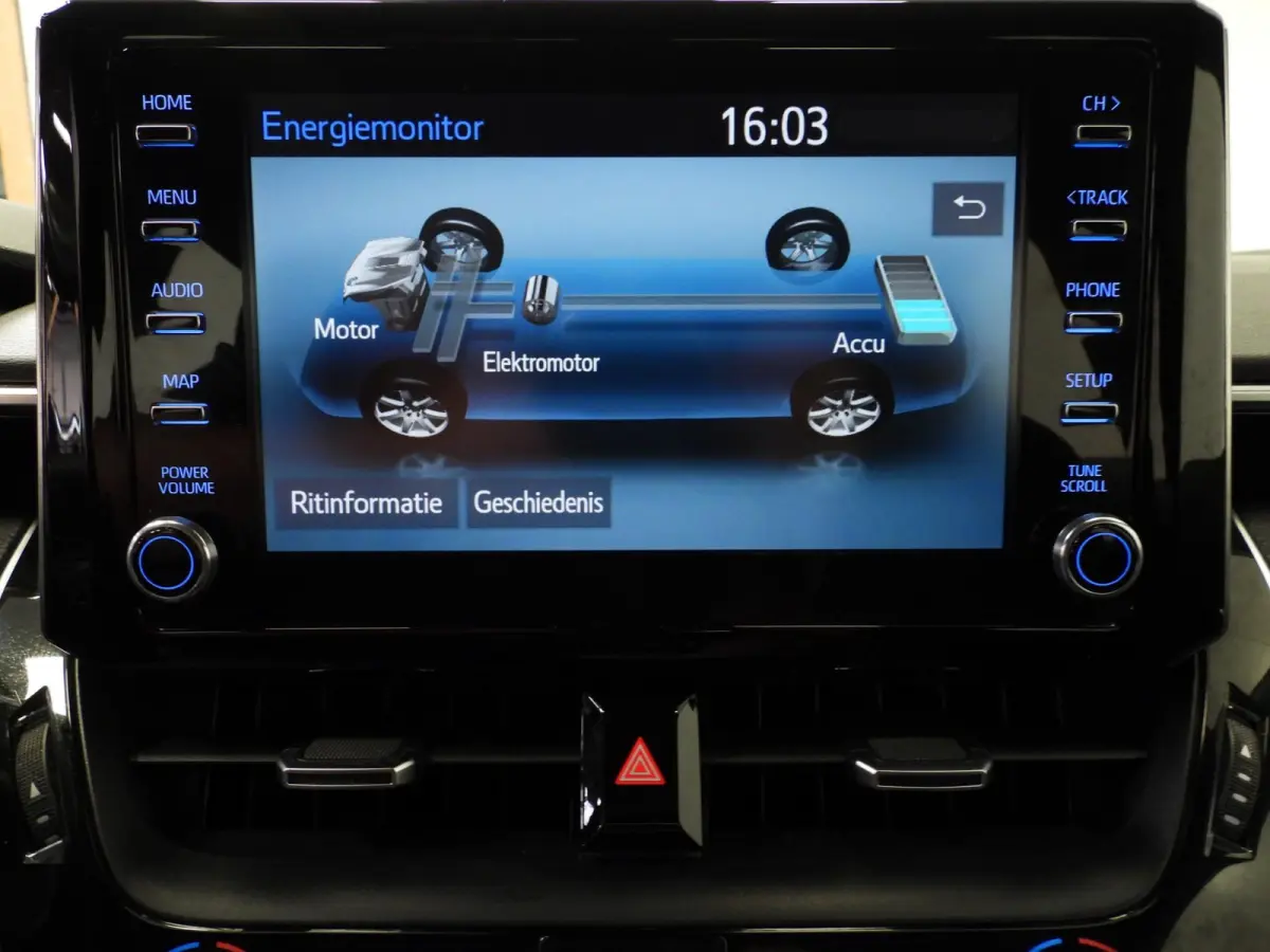 1.8 Hybrid Business NAVI-APP/TREKH./ADAPT.CRUISE/LED/16"LMV!