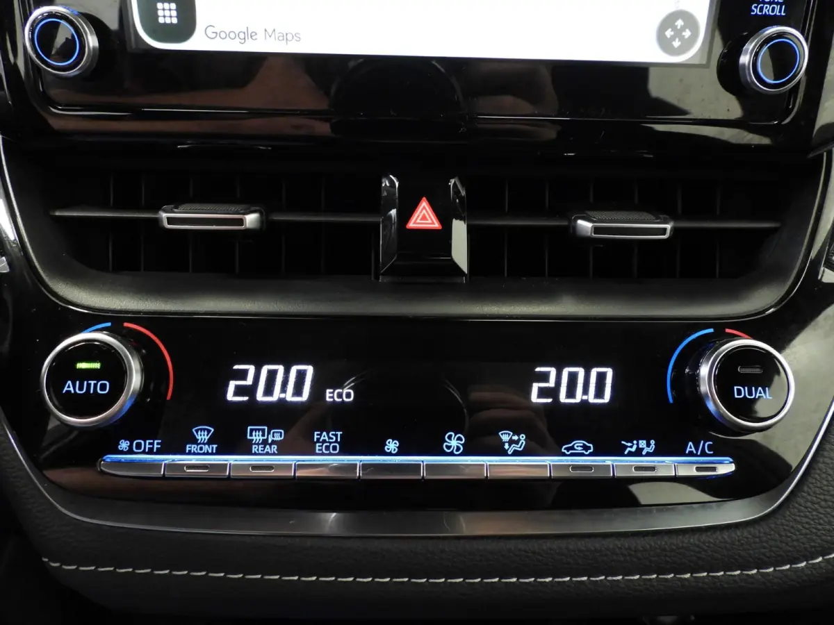 1.8 Hybrid Business NAVI-APP/TREKH./ADAPT.CRUISE/LED/16"LMV!