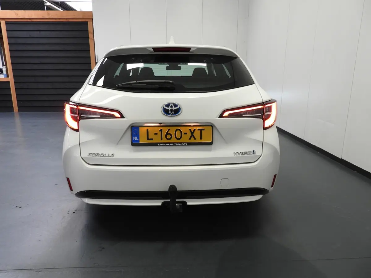 1.8 Hybrid Business NAVI-APP/TREKH./ADAPT.CRUISE/LED/16"LMV!