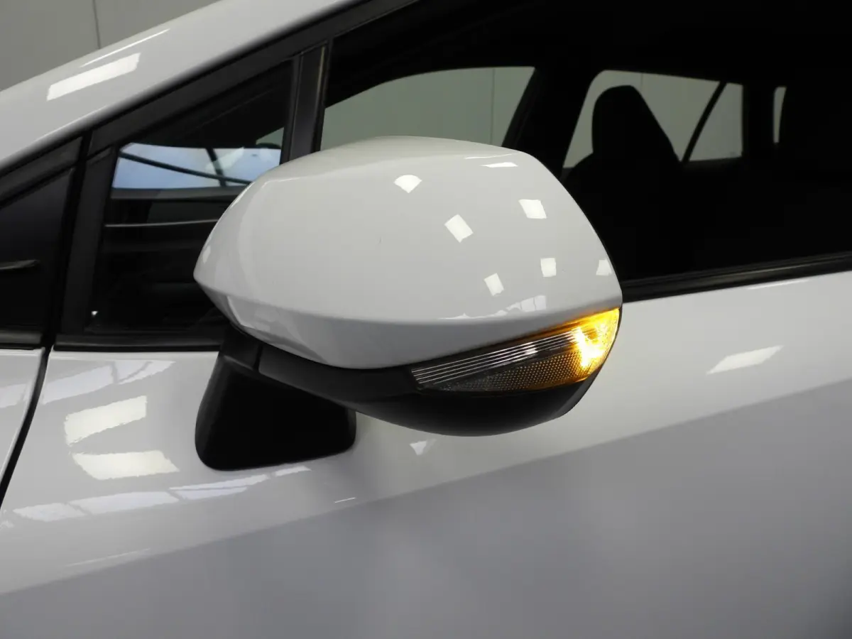 1.8 Hybrid Business NAVI-APP/TREKH./ADAPT.CRUISE/LED/16"LMV!