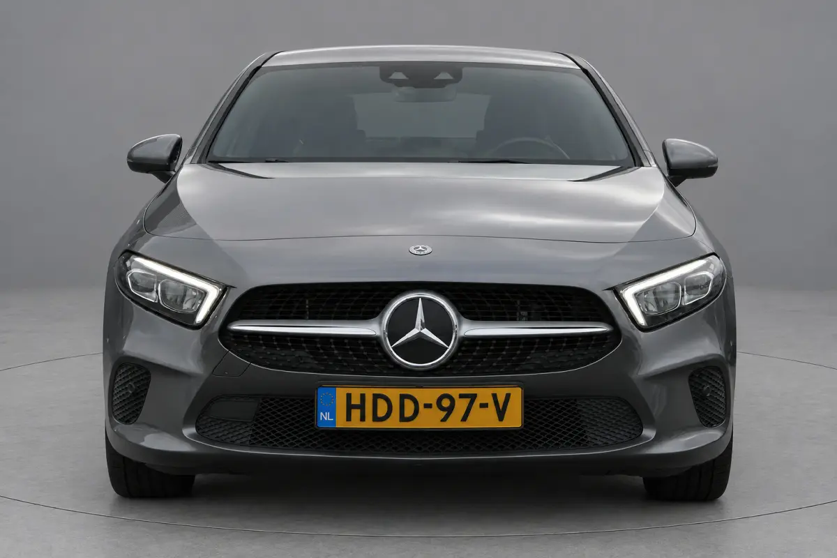 250e AUT8 Premium NIGHT PAKKET LEDER SFEER CARPLAY