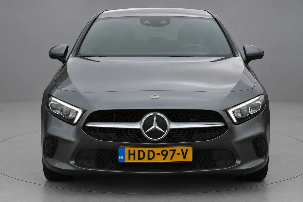 250e AUT8 Premium NIGHT PAKKET LEDER SFEER CARPLAY