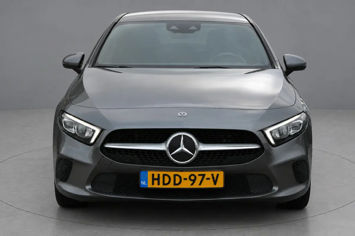 250e AUT8 Premium NIGHT PAKKET LEDER SFEER CARPLAY