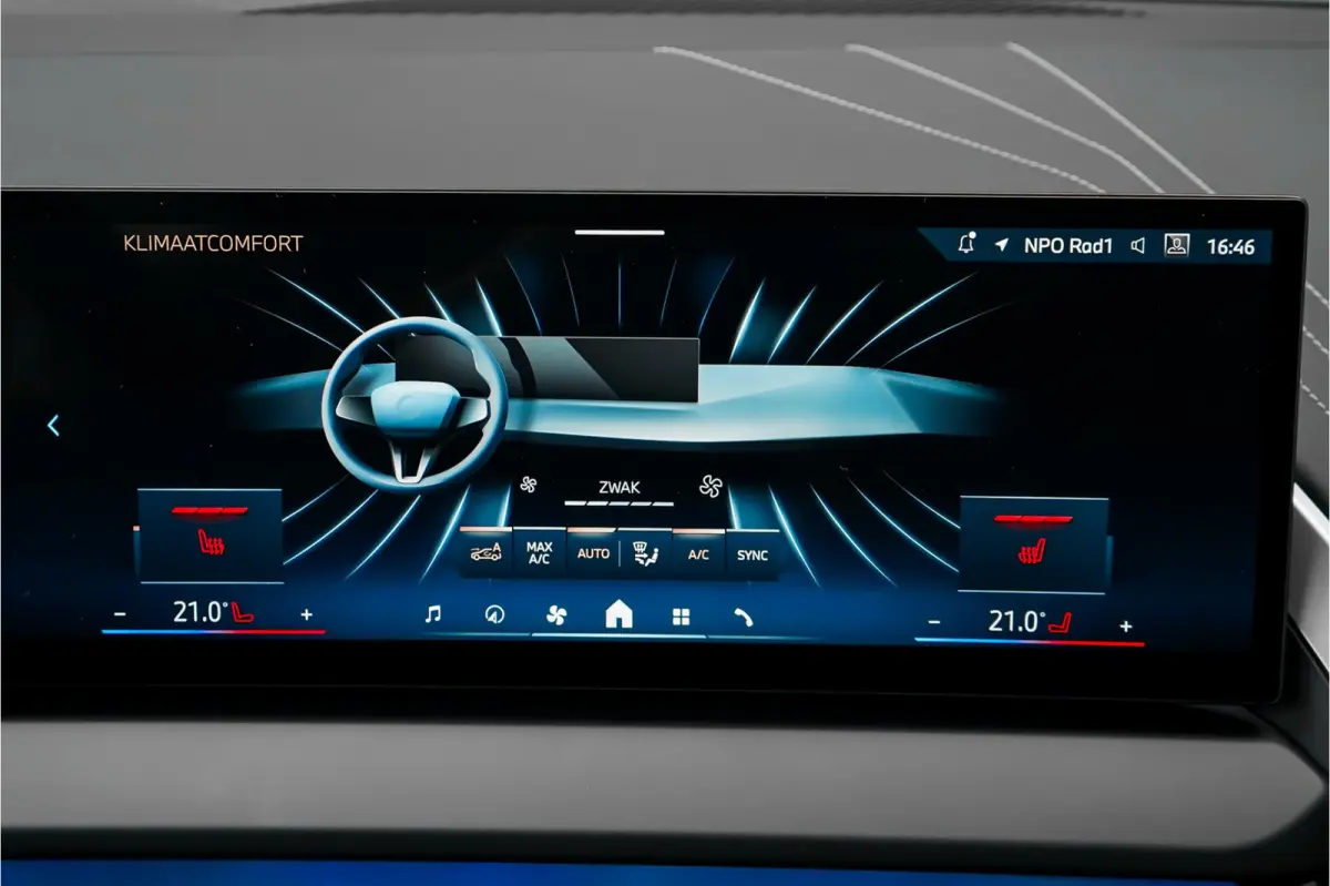 30e xDrive M-Sport Pano Driving Assist Plus 360° HUD H/K
