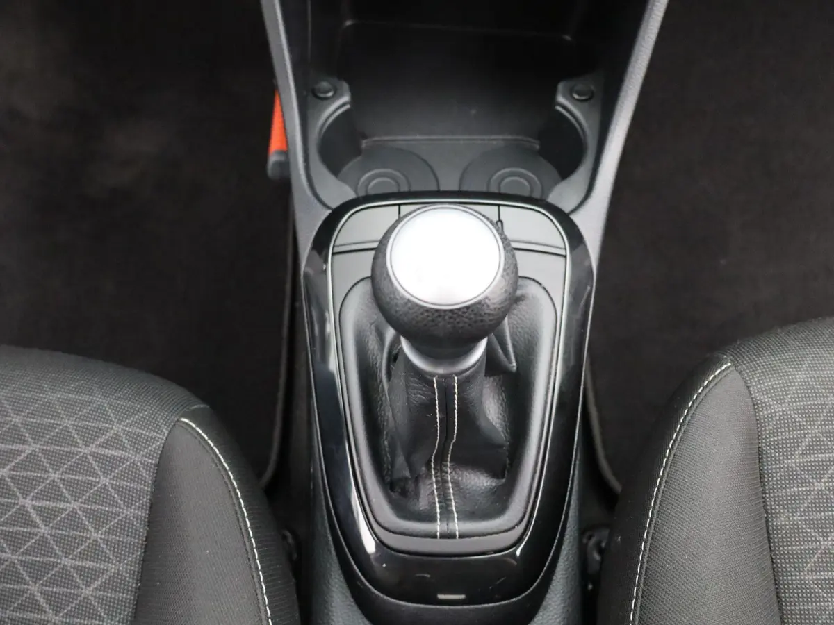 1.0 DPi ComfortLine | Airco | Isofix | 5-Deurs |