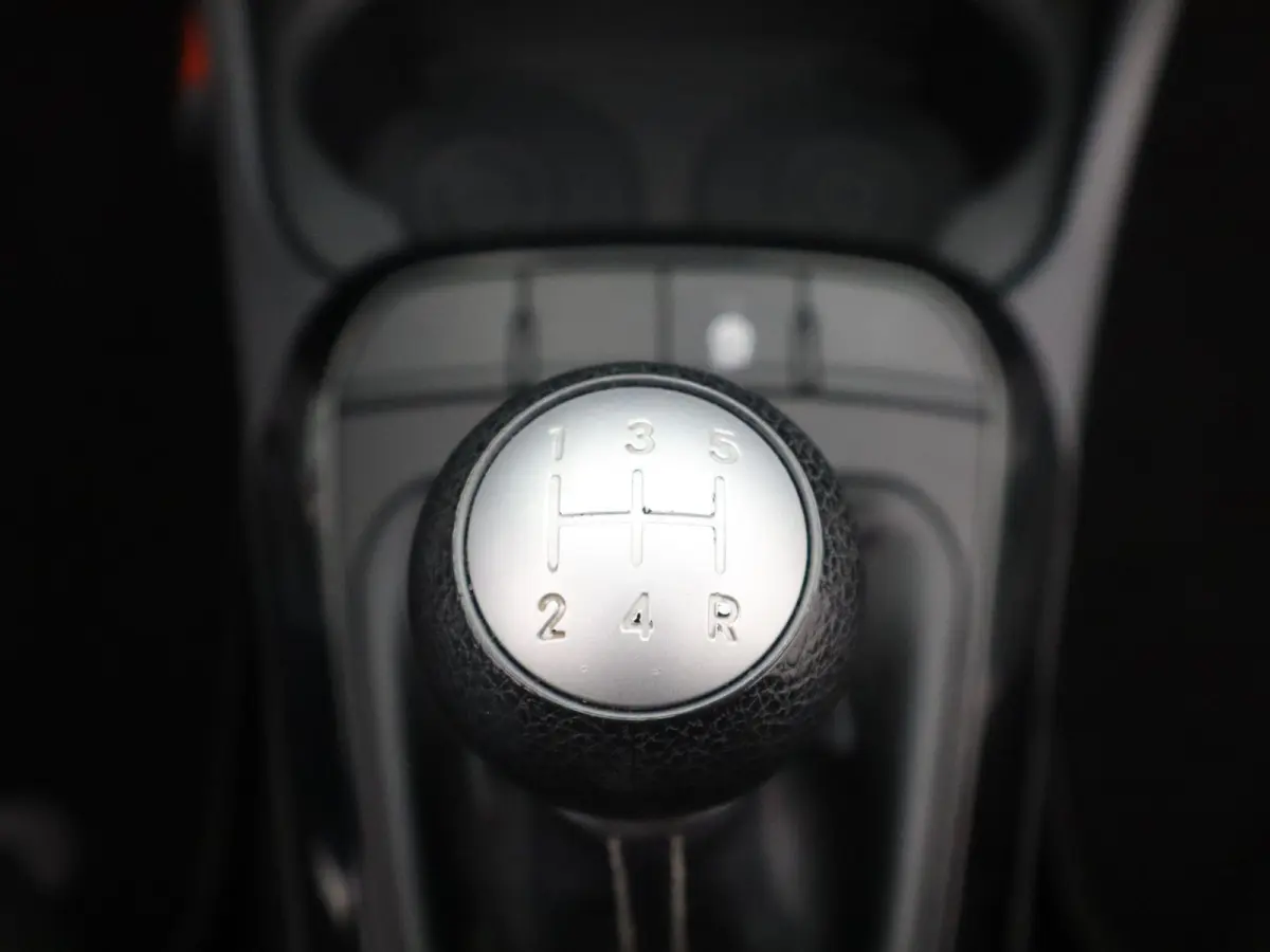 1.0 DPi ComfortLine | Airco | Isofix | 5-Deurs |