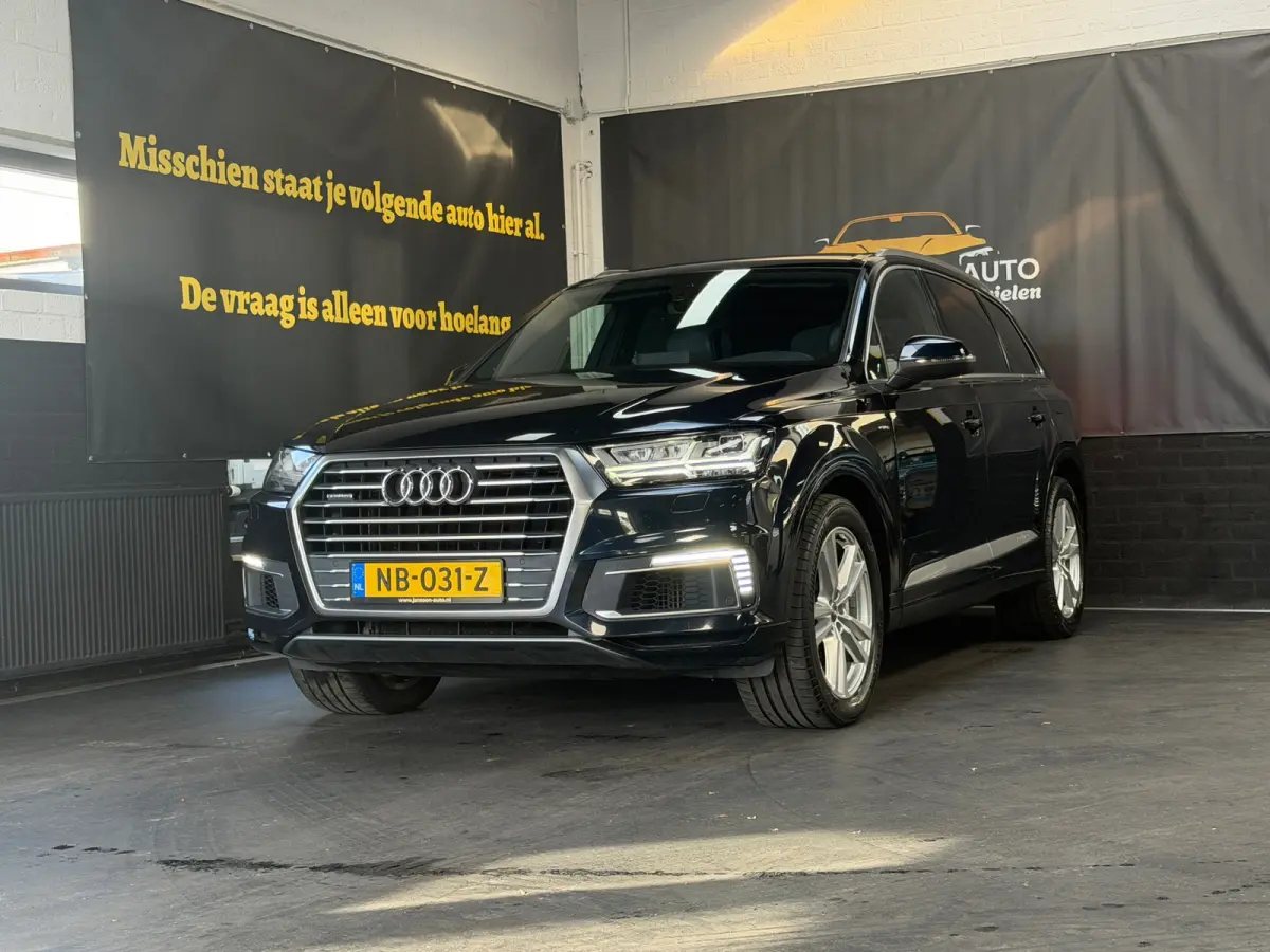 3.0 TDI e-tron quattro Sport | S-line interieur | Leder/alcantara | Camera | DAB | Elktr. stoel | NL Auto | NAP