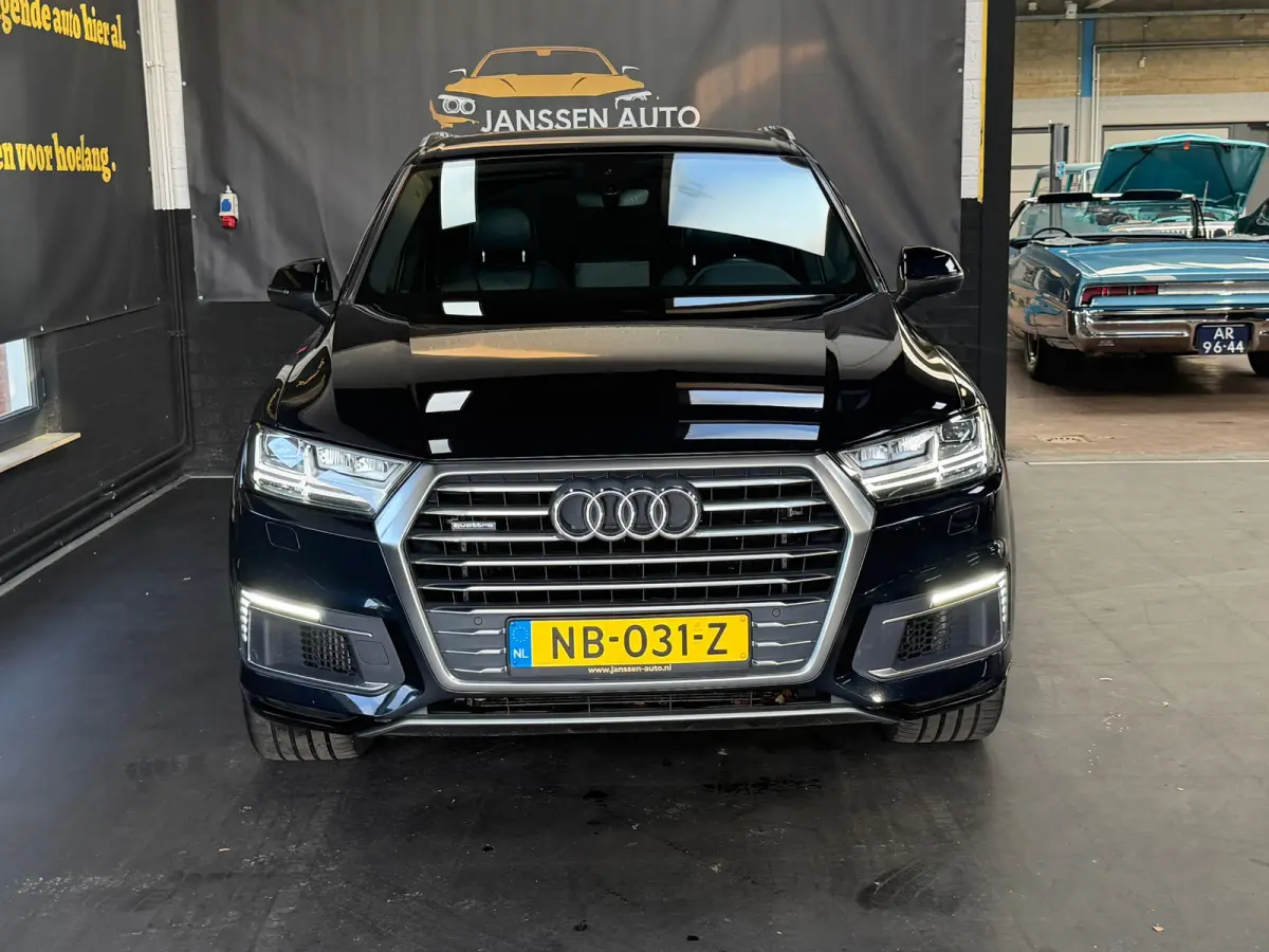 3.0 TDI e-tron quattro Sport | S-line interieur | Leder/alcantara | Camera | DAB | Elktr. stoel | NL Auto | NAP