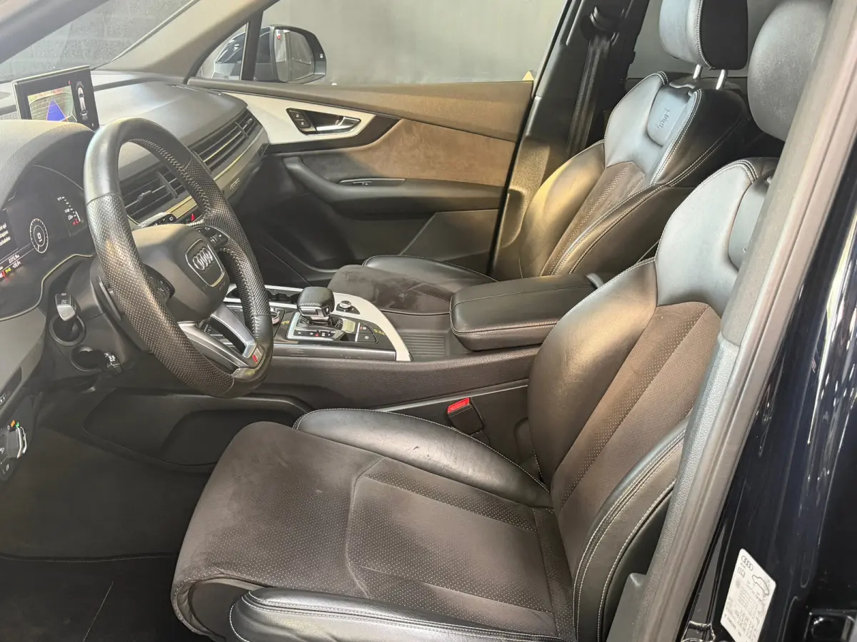 3.0 TDI e-tron quattro Sport | S-line interieur | Leder/alcantara | Camera | DAB | Elktr. stoel | NL Auto | NAP