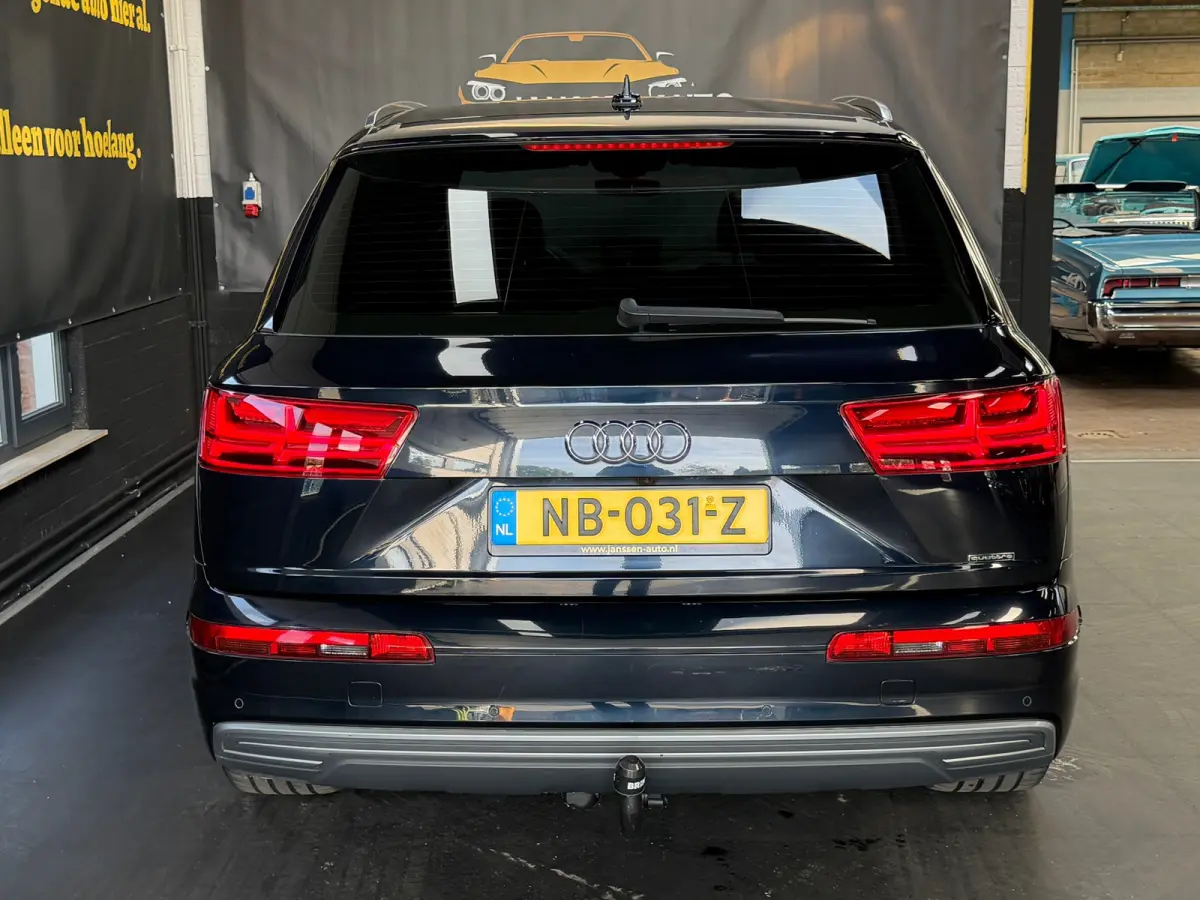 3.0 TDI e-tron quattro Sport | S-line interieur | Leder/alcantara | Camera | DAB | Elktr. stoel | NL Auto | NAP