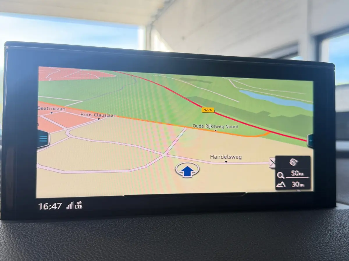 3.0 TDI e-tron quattro Sport | S-line interieur | Leder/alcantara | Camera | DAB | Elktr. stoel | NL Auto | NAP