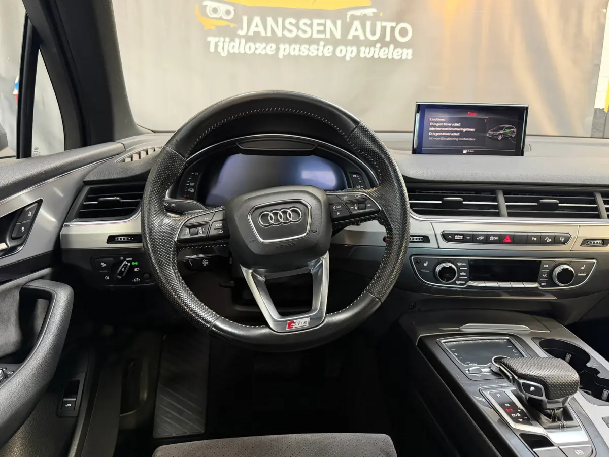 3.0 TDI e-tron quattro Sport | S-line interieur | Leder/alcantara | Camera | DAB | Elktr. stoel | NL Auto | NAP