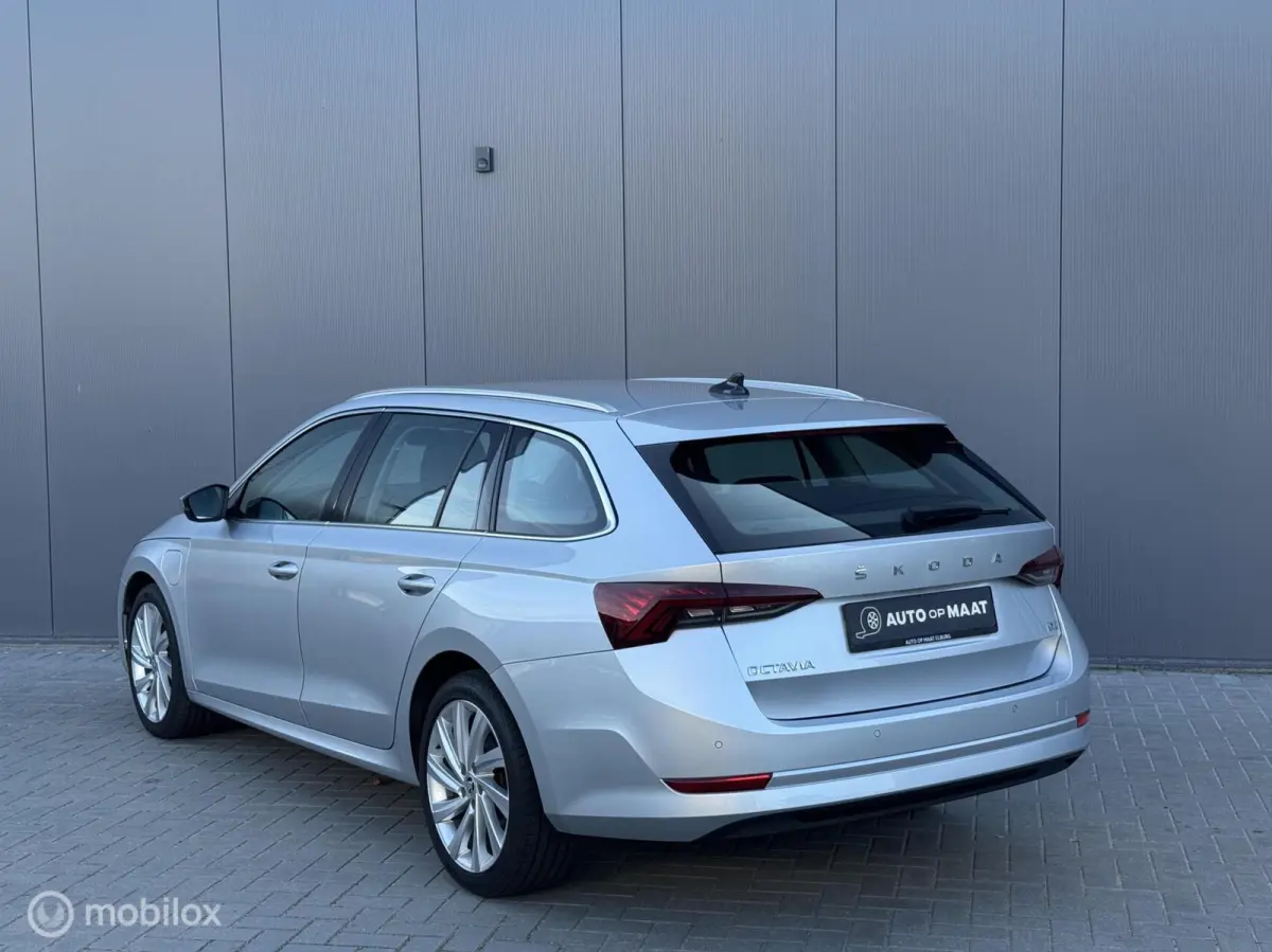 1.4 TSI PHEV Memory, LED, Keyless