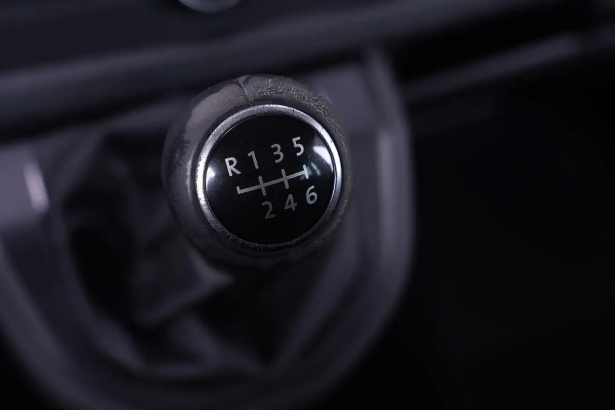 2.0 TDI 150 pk Dubbel Cabine Airco, Leder Zwart Cruise control, Trekhaak, 5-Zits