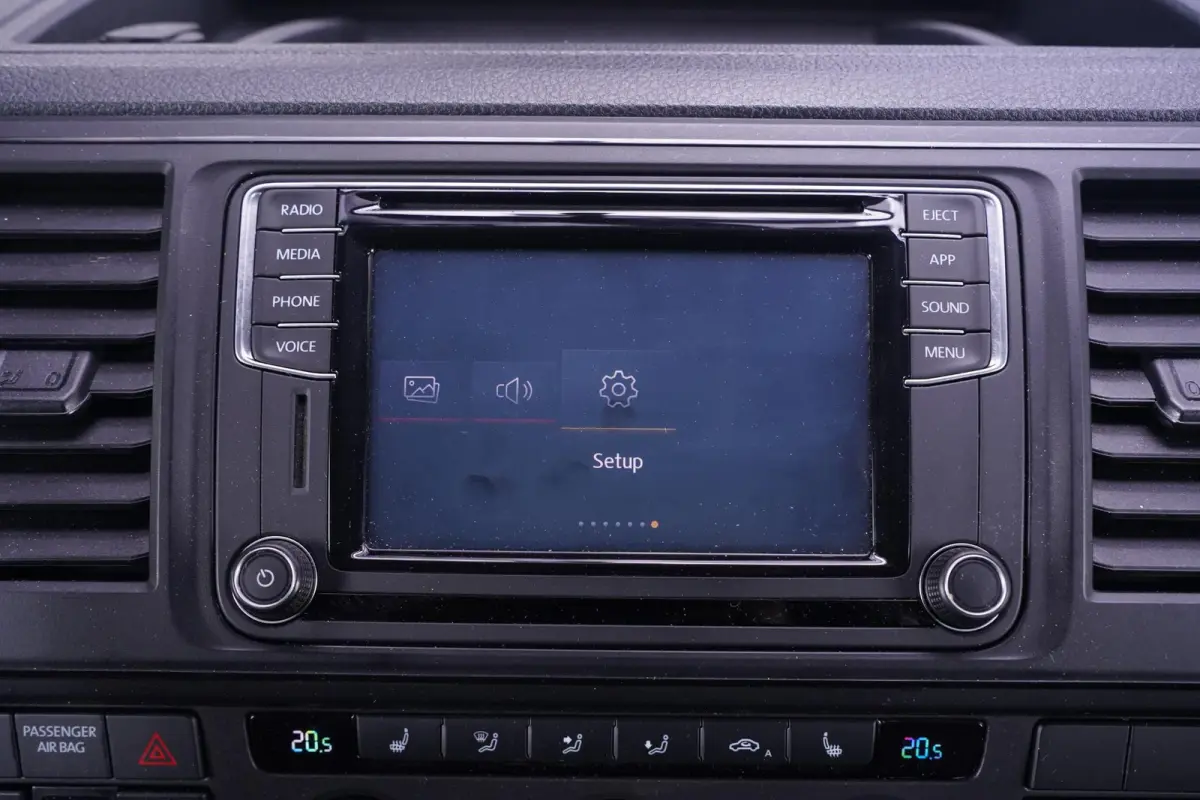 2.0 TDI 150 pk Dubbel Cabine Airco, Leder Zwart Cruise control, Trekhaak, 5-Zits