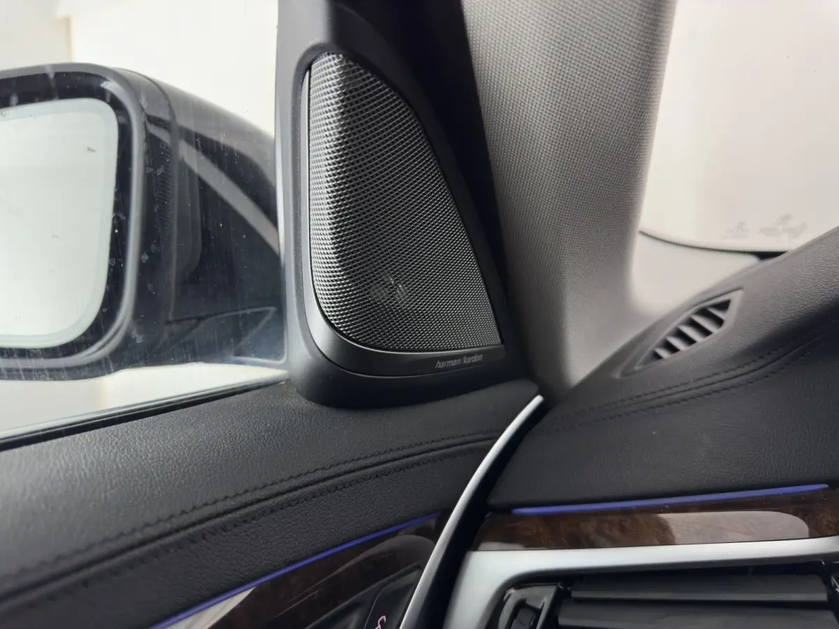530e iPerformance High Executive Luxury-Line (Plug-in) {SoH-98%} Aut. *LEATHER | LED-LIGHTS | ADAPTIVE-CRUISE | NAVI-FULLMAP | HARMAN/KARDON-AUDIO | TOPVIEW | HEATED-CONTOURSEATS | PRIVACY-G