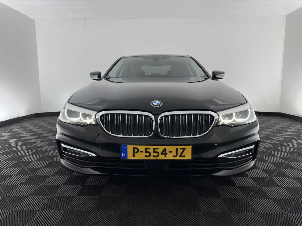 530e iPerformance High Executive Luxury-Line (Plug-in) {SoH-98%} Aut. *LEATHER | LED-LIGHTS | ADAPTIVE-CRUISE | NAVI-FULLMAP | HARMAN/KARDON-AUDIO | TOPVIEW | HEATED-CONTOURSEATS | PRIVACY-G