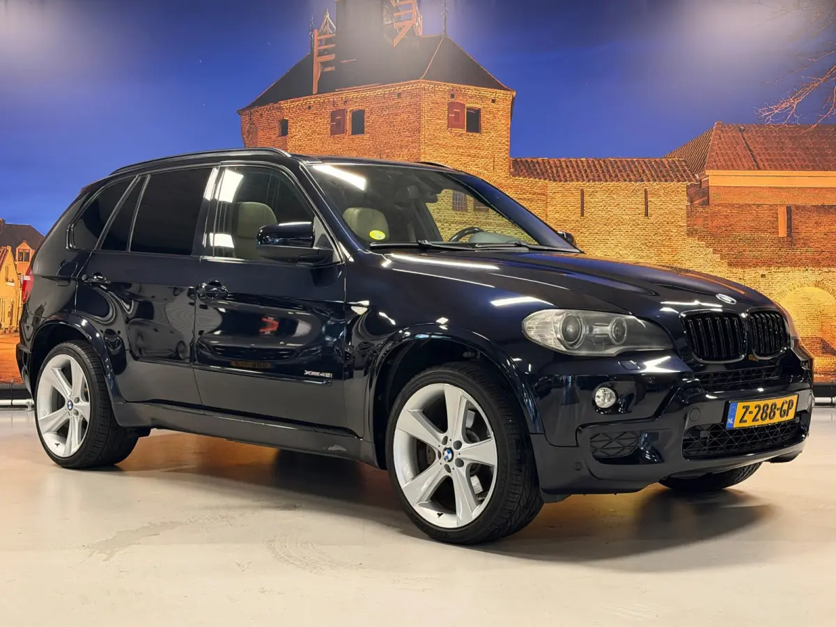 XDrive48i M-Sport Aut 7-Persoons Full Options *BTW*