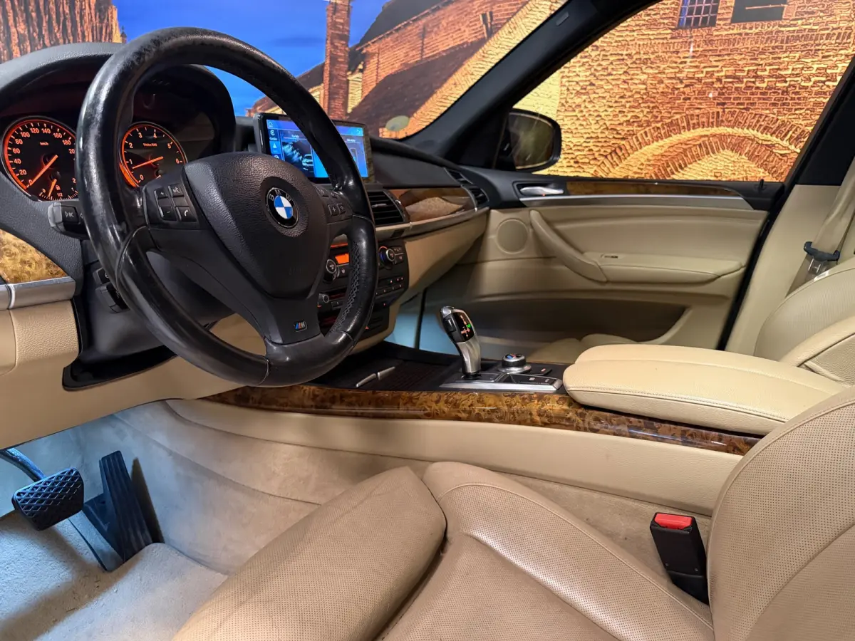 XDrive48i M-Sport Aut 7-Persoons Full Options *BTW*