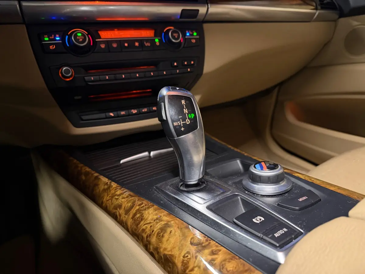 XDrive48i M-Sport Aut 7-Persoons Full Options *BTW*