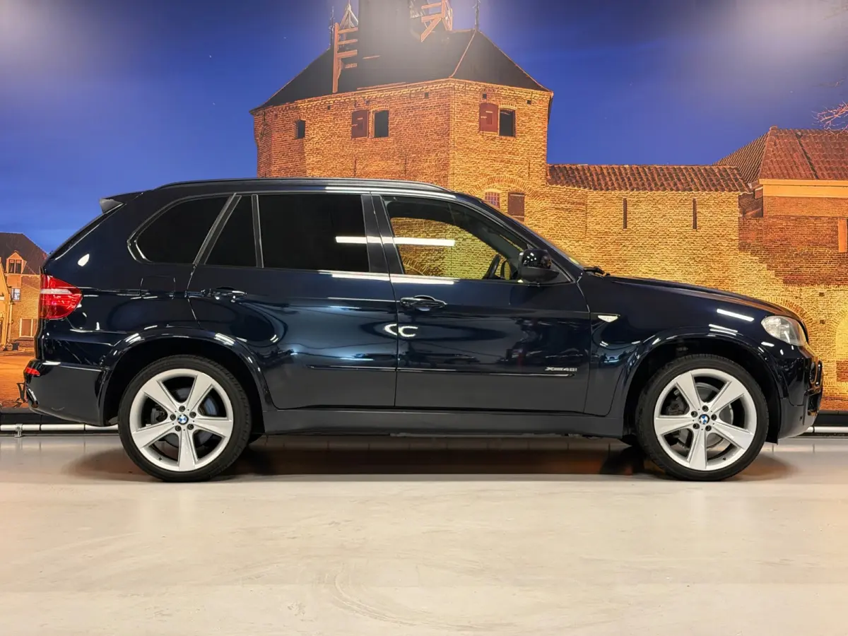 XDrive48i M-Sport Aut 7-Persoons Full Options *BTW*