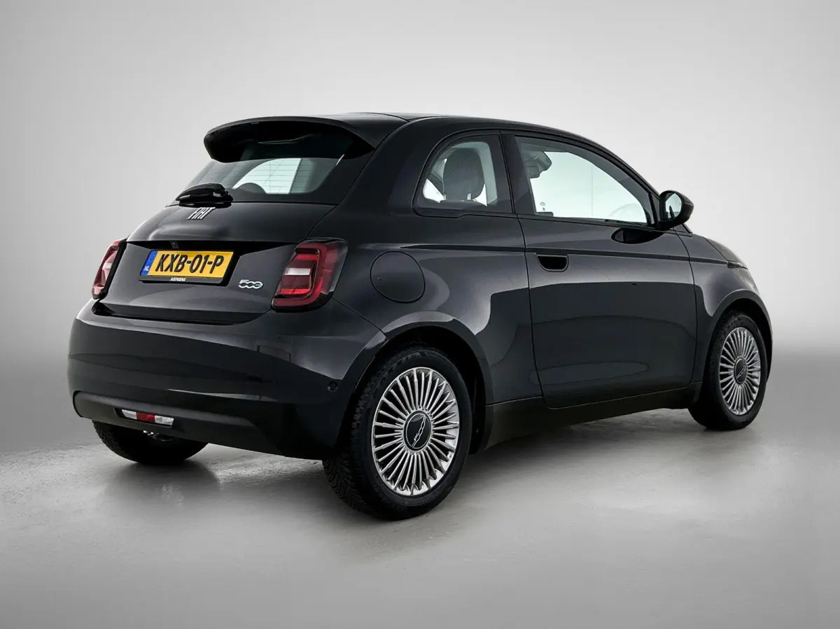Icon 42 kWh 118pk Automaat | Apple Carplay/Android Auto | Climate Control | Cruise Control | Stoelverwarming | Dodehoekdetectie | Camera |