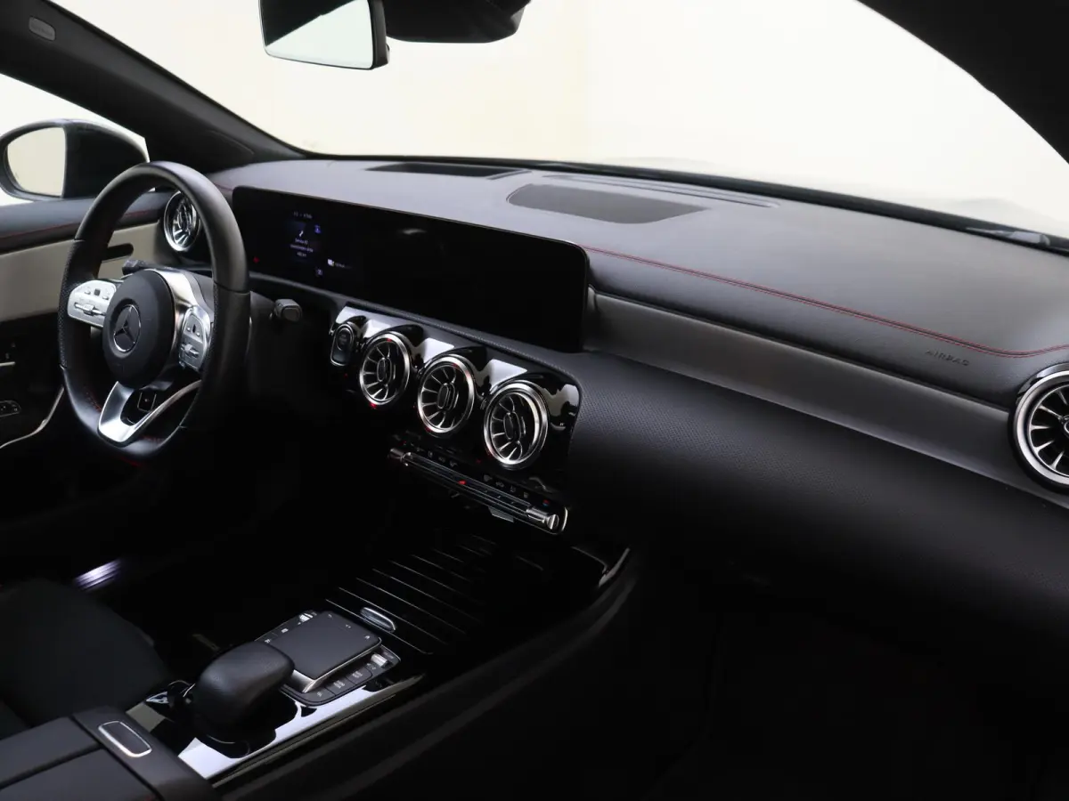 250 e AMG Line Premium Plus /Panoramadaken /19 Inch /360 Camera /HUD