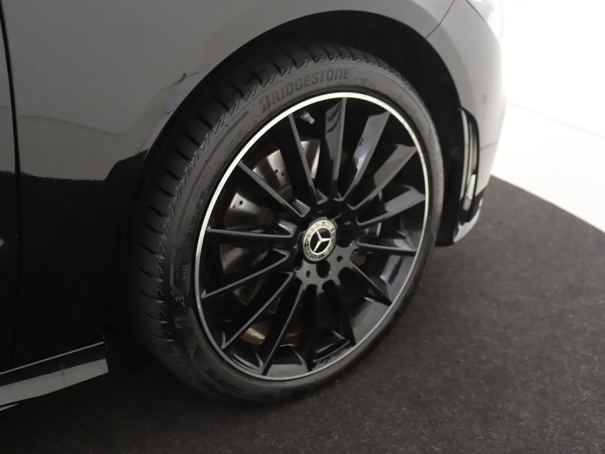 250 e AMG Line Premium Plus /Panoramadaken /19 Inch /360 Camera /HUD