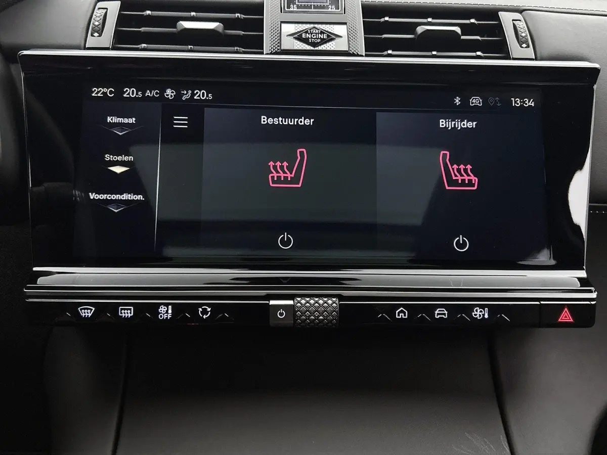 E-Tense 300pk 4x4 étoile Automaat | Elektrisch Verstelb. Bestuurdersstoel | Elektrische Achterklep | Schuif-/Kanteldak | Navigatie | Camera Voor + Achter | Adaptieve Cruise Control | Ledere
