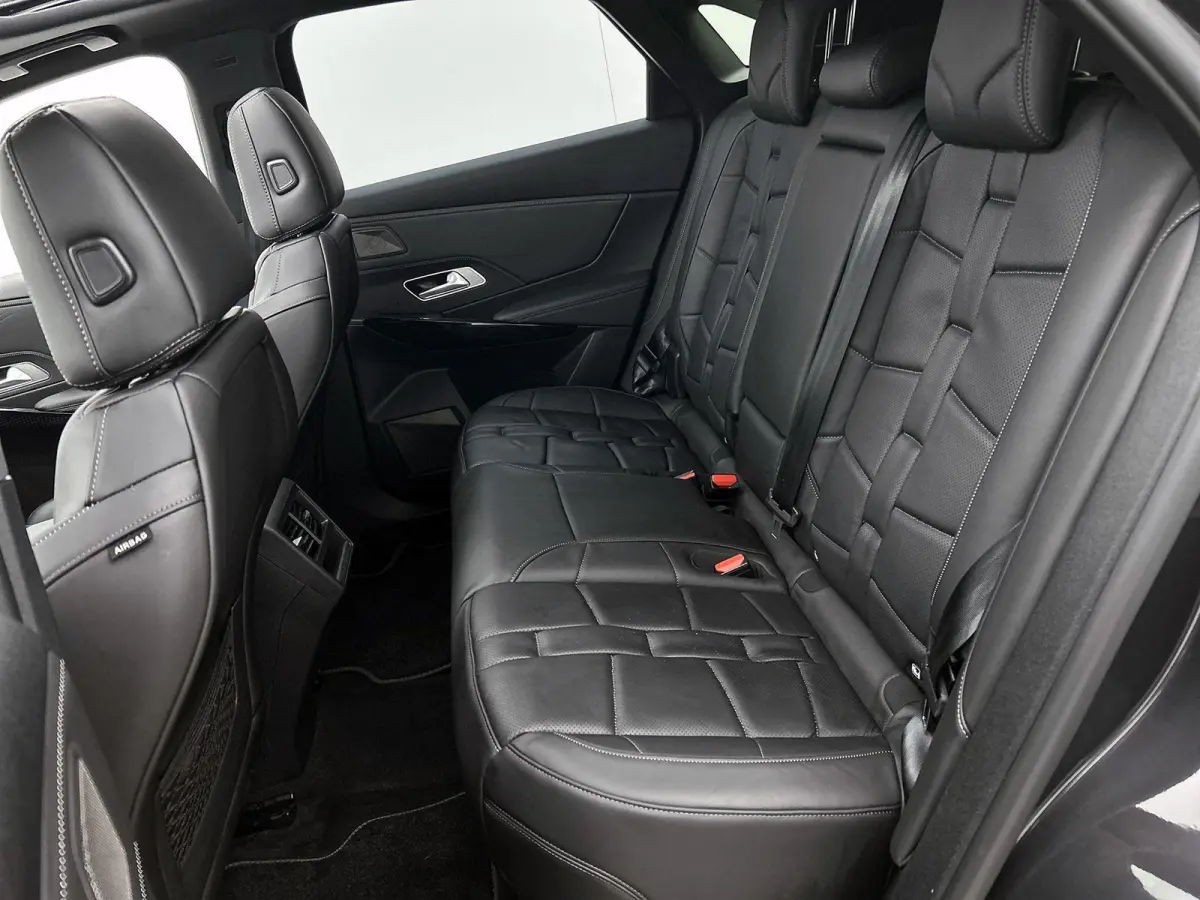 E-Tense 300pk 4x4 étoile Automaat | Elektrisch Verstelb. Bestuurdersstoel | Elektrische Achterklep | Schuif-/Kanteldak | Navigatie | Camera Voor + Achter | Adaptieve Cruise Control | Ledere