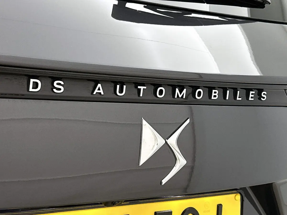 E-Tense 300pk 4x4 étoile Automaat | Elektrisch Verstelb. Bestuurdersstoel | Elektrische Achterklep | Schuif-/Kanteldak | Navigatie | Camera Voor + Achter | Adaptieve Cruise Control | Ledere