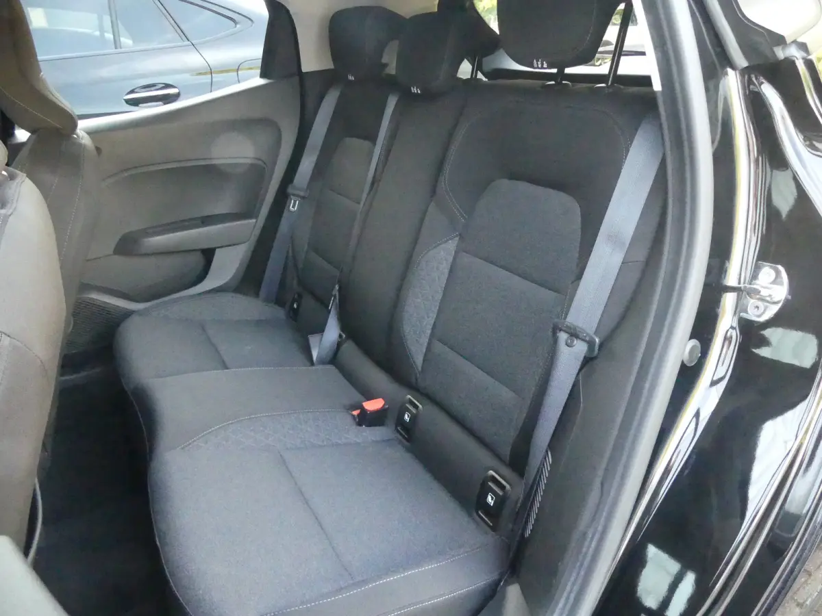1.6 E-Tech Hybrid 140 Zen | Airco | Cruise control | Lichtmetalen velgen 16"