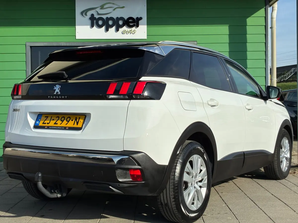 1.2 PureTech Active|Automaat|Nieuwe Motor|Navigatie|CruiseControl|Trekhaak|Climatronic|PDC|Nieuwe APK|NAP|