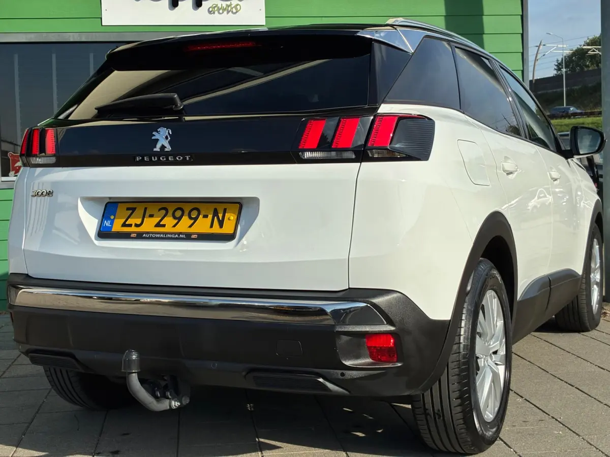 1.2 PureTech Active|Automaat|Nieuwe Motor|Navigatie|CruiseControl|Trekhaak|Climatronic|PDC|Nieuwe APK|NAP|