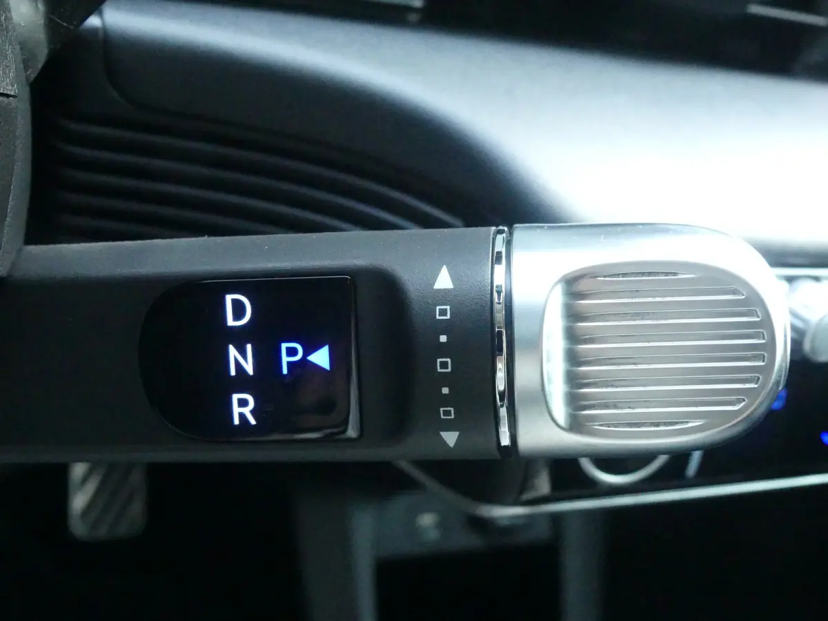 Connect+ 73kWh | Achteruitrijcamera | Airco (automatisch) | Apple Carplay/Android Auto|telefoonintegratie premium