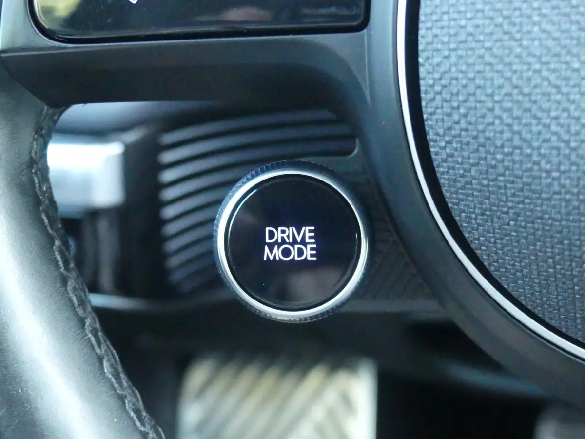 Connect+ 73kWh | Achteruitrijcamera | Airco (automatisch) | Apple Carplay/Android Auto|telefoonintegratie premium