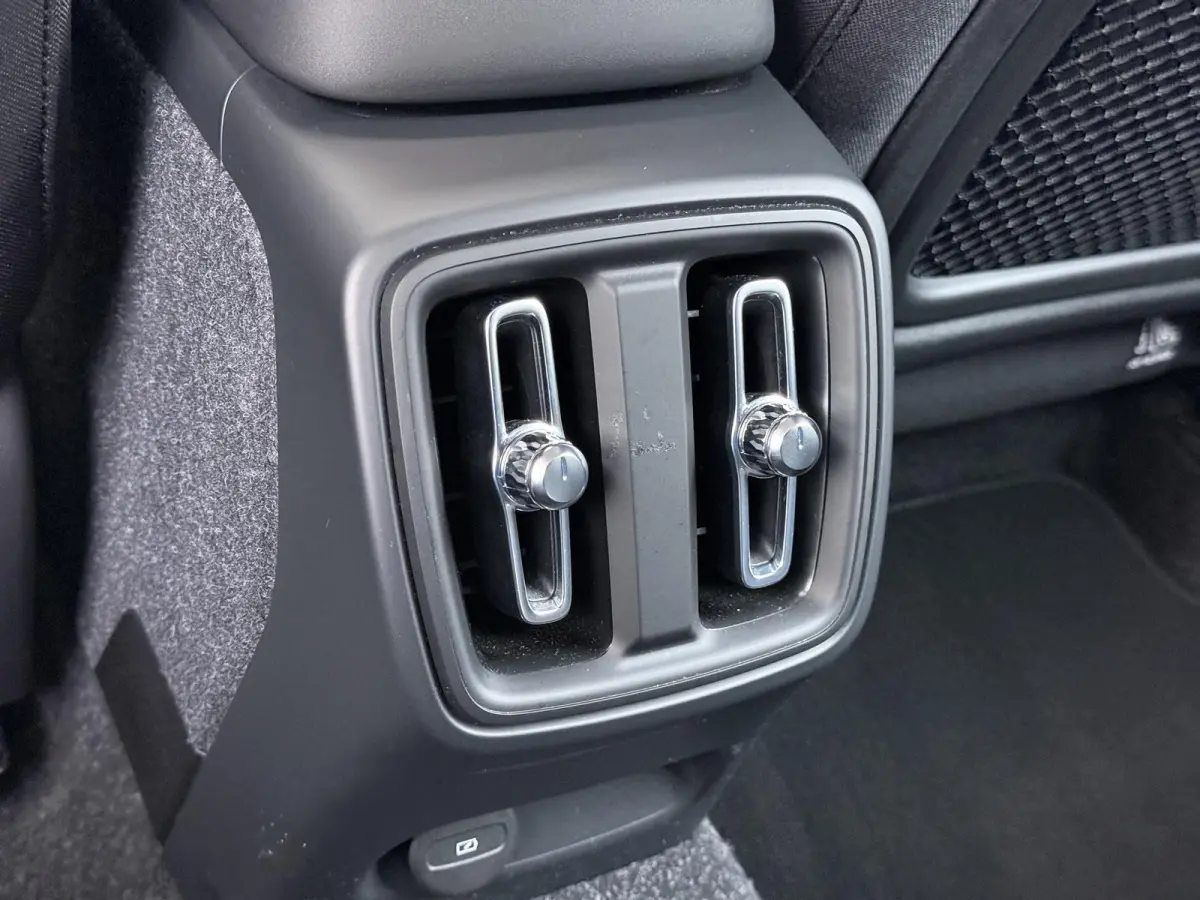 Recharge Ultimate 69 kWh SOH 95% | MEM. SEAT | HARMAN KARDON | PANO | ELEK. STOEL | STOEL + STUURVERWARMING | 360 CAMERA | RIJKLAAR + 12 MND BOVAG GARANTIE |
