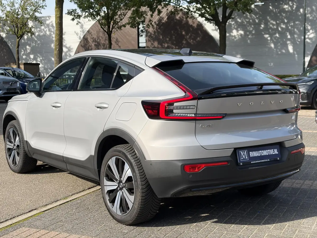 Recharge Ultimate 69 kWh SOH 95% | MEM. SEAT | HARMAN KARDON | PANO | ELEK. STOEL | STOEL + STUURVERWARMING | 360 CAMERA | RIJKLAAR + 12 MND BOVAG GARANTIE |