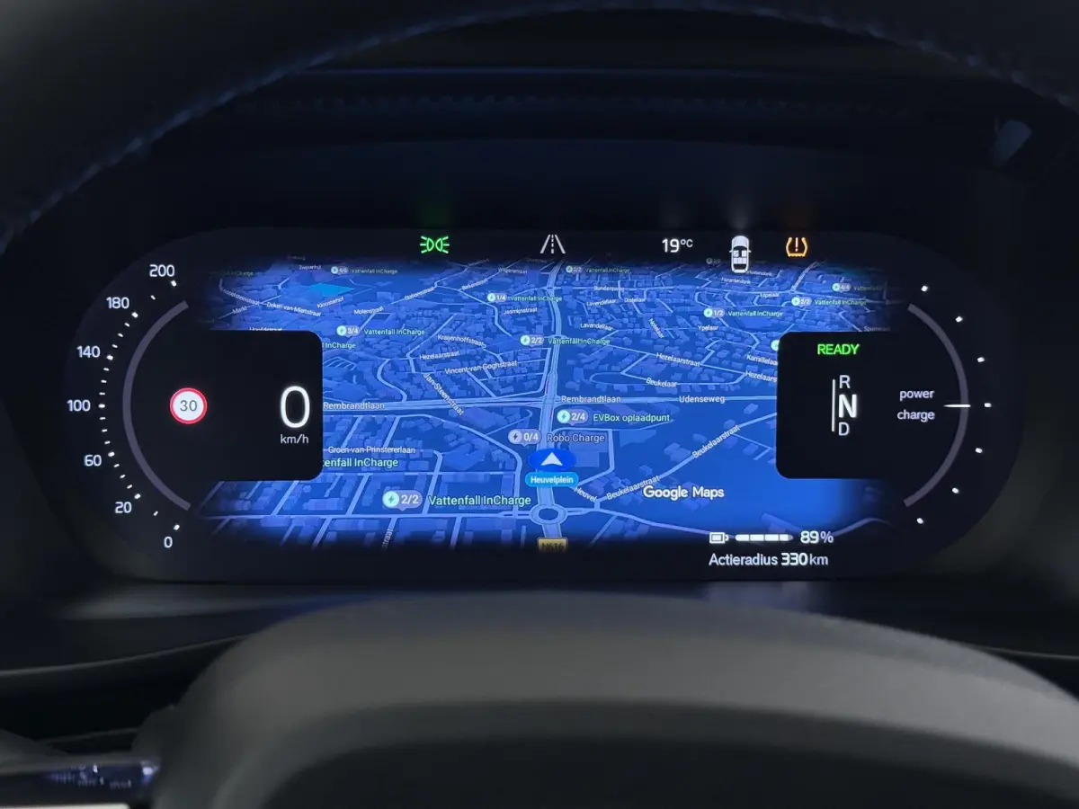Recharge Ultimate 69 kWh SOH 95% | MEM. SEAT | HARMAN KARDON | PANO | ELEK. STOEL | STOEL + STUURVERWARMING | 360 CAMERA | RIJKLAAR + 12 MND BOVAG GARANTIE |