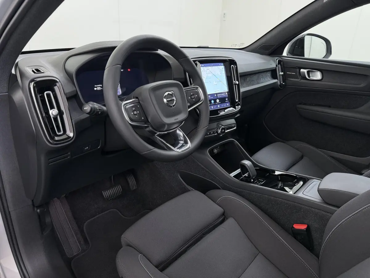 Recharge Ultimate 69 kWh SOH 95% | MEM. SEAT | HARMAN KARDON | PANO | ELEK. STOEL | STOEL + STUURVERWARMING | 360 CAMERA | RIJKLAAR + 12 MND BOVAG GARANTIE |