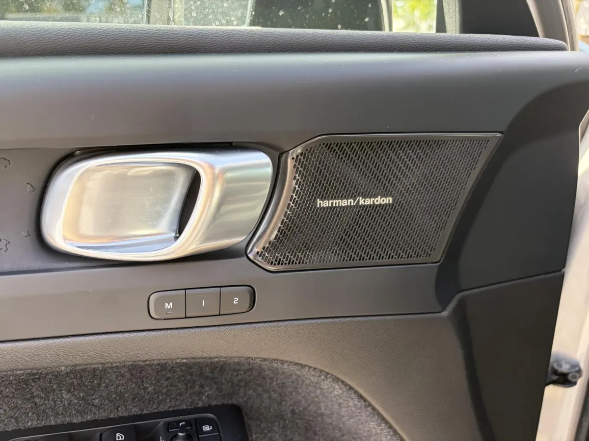 Recharge Ultimate 69 kWh SOH 95% | MEM. SEAT | HARMAN KARDON | PANO | ELEK. STOEL | STOEL + STUURVERWARMING | 360 CAMERA | RIJKLAAR + 12 MND BOVAG GARANTIE |