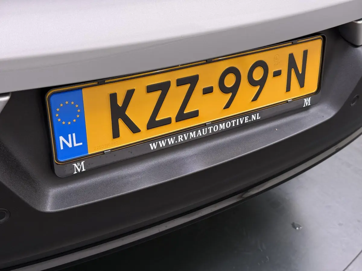 Recharge Ultimate 69 kWh SOH 95% | MEM. SEAT | HARMAN KARDON | PANO | ELEK. STOEL | STOEL + STUURVERWARMING | 360 CAMERA | RIJKLAAR + 12 MND BOVAG GARANTIE |