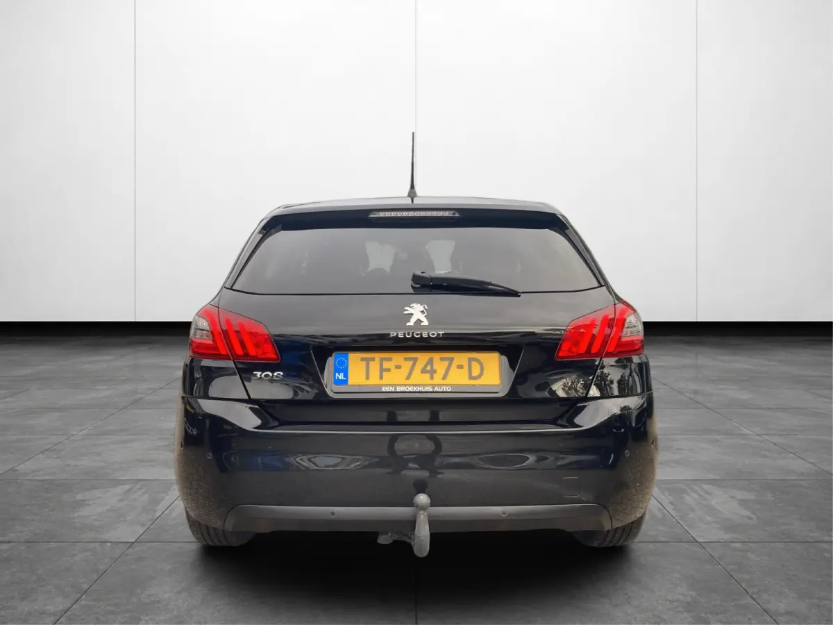 1.2 PureTech Allure | Navi | Trekhaak | LED | Keyless | PDC V+A | Cruise control | LMV 16"|