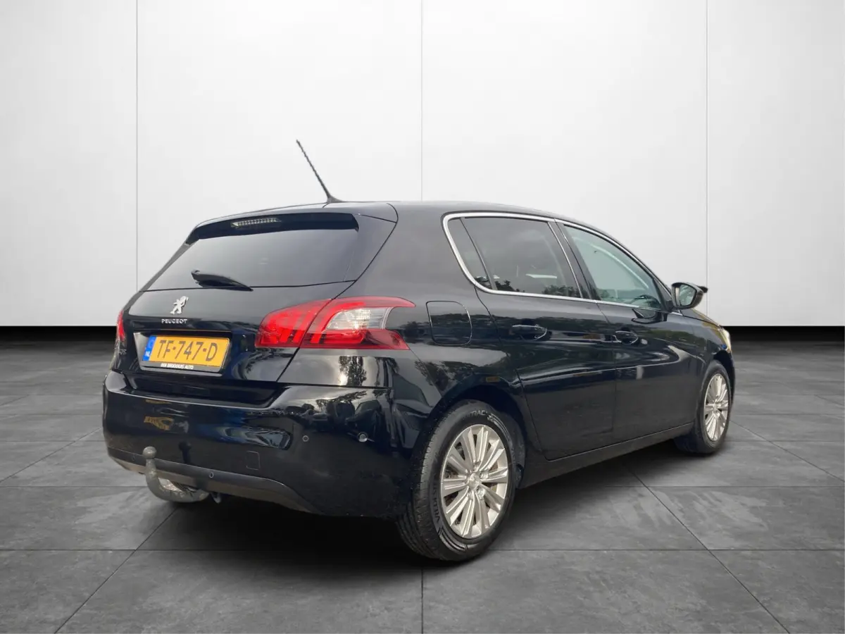 1.2 PureTech Allure | Navi | Trekhaak | LED | Keyless | PDC V+A | Cruise control | LMV 16"|