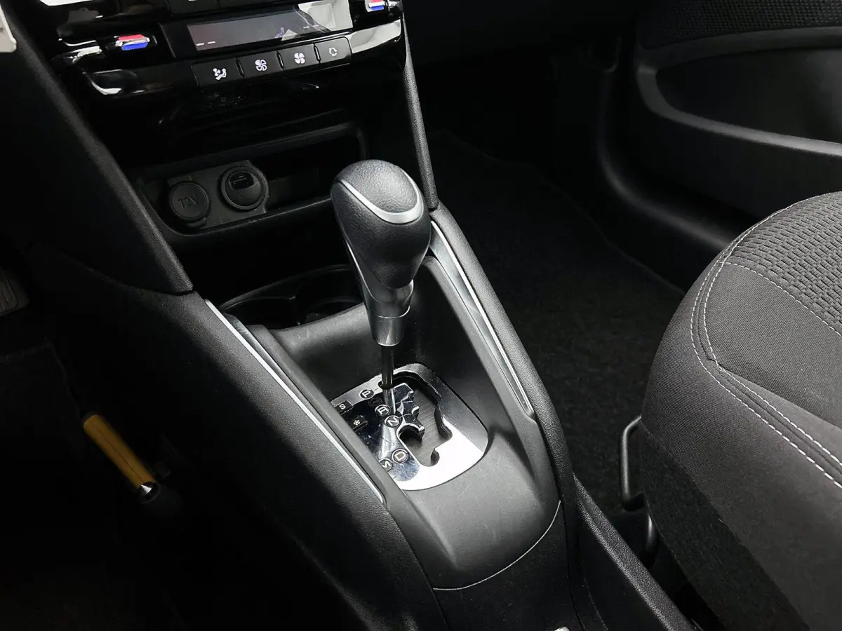 1.2 110pk Signature Automaat | 1ste Eigenaar | Navigatie | Apple Carplay/Android Auto | Camera | Cruise Control | Climate Control |