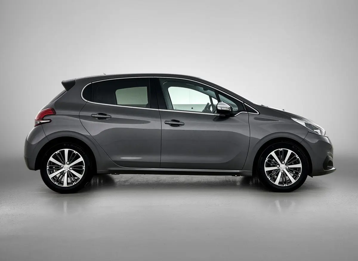 1.2 110pk Signature Automaat | 1ste Eigenaar | Navigatie | Apple Carplay/Android Auto | Camera | Cruise Control | Climate Control |