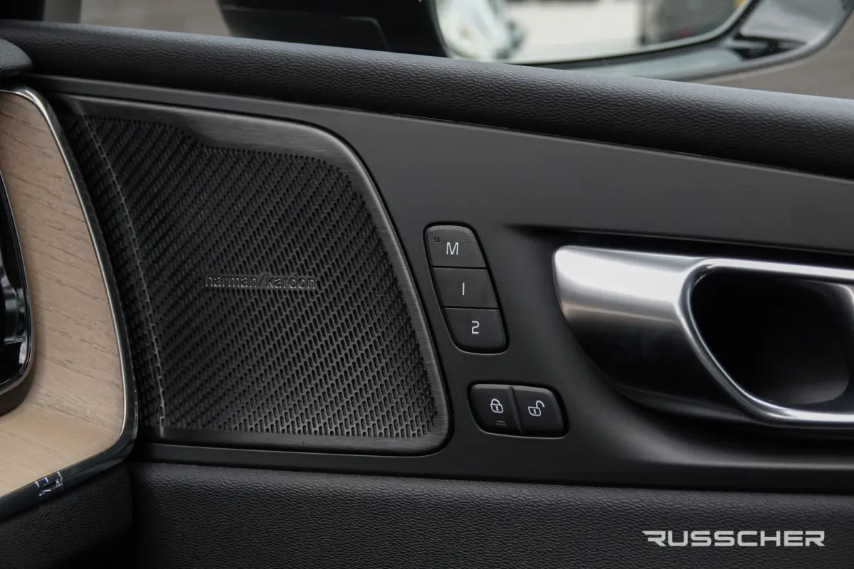 2.0 T8 456Pk | Plug-in hybrid | Plus Dark | AWD | Leder | Harman-Kardon | 360° Camera | 19''