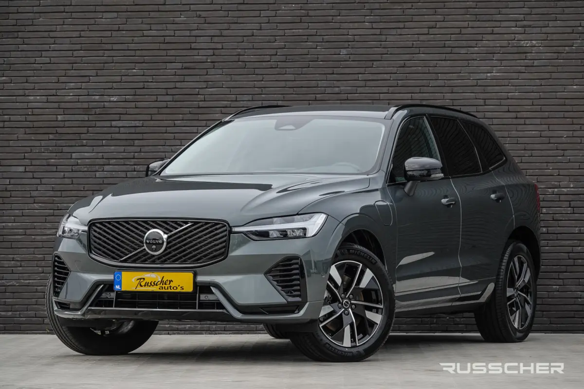 2.0 T8 456Pk | Plug-in hybrid | Plus Dark | AWD | Leder | Harman-Kardon | 360° Camera | 19''