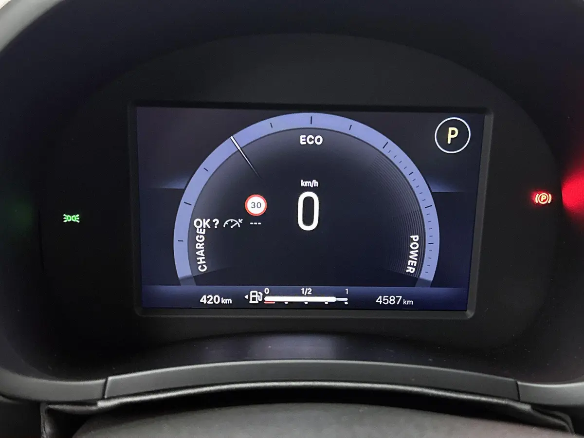1.2 145pk Hybrid Icon Automaat | Apple Carplay/Android Auto | Cruise Control | LED | 17"LMV | Climate Control | Parkeersensoren |