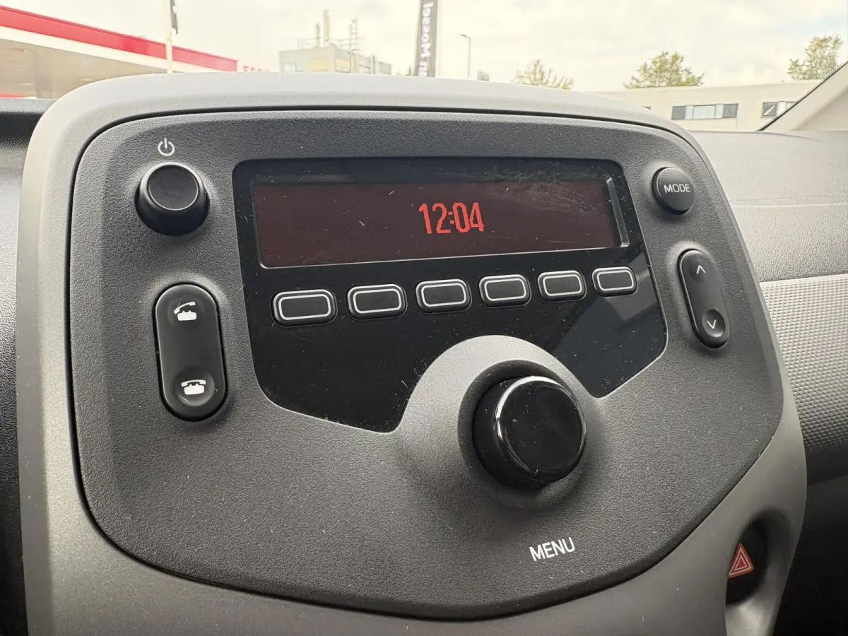 1.0 e-VTi Active | Bluetooth | Hill hold |
